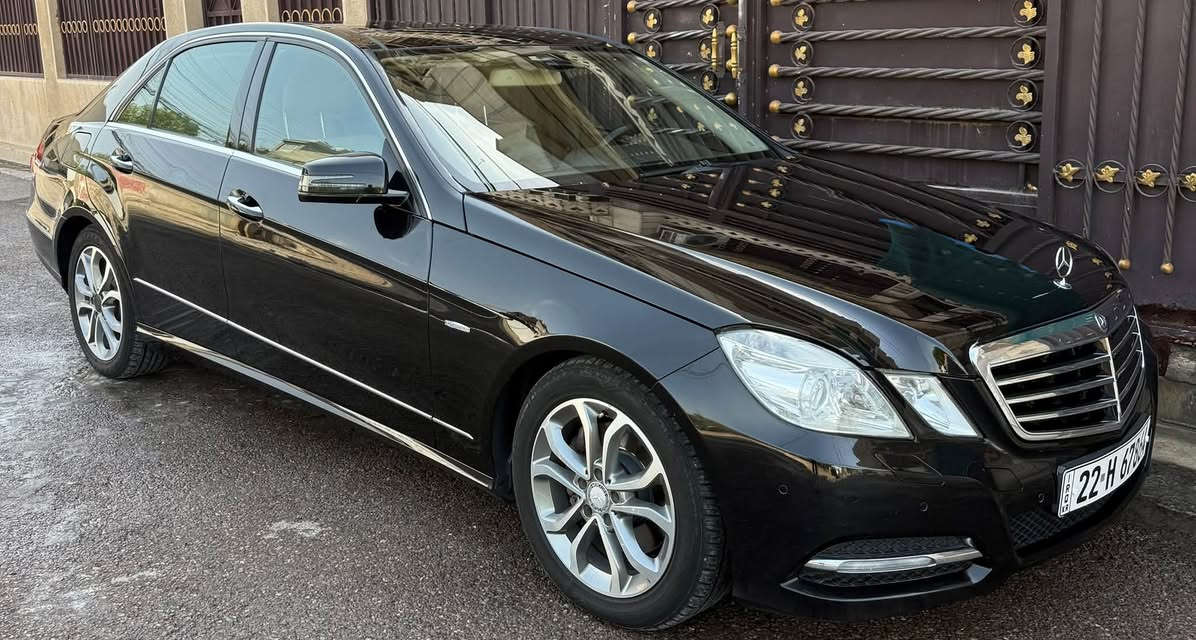 السلام عليكم
للبيع مرسيدس حجم E350 خليجي سيارة
موديل 2012
كفاله عامة من جميع النواحي ماشيه 120الف
مواصفات سياره فوال واحد على واحد 
سيارة تو ويل 
السعر 172ورقه العنوان بغداد شارع فلسطين 
للاستفسار ***********
