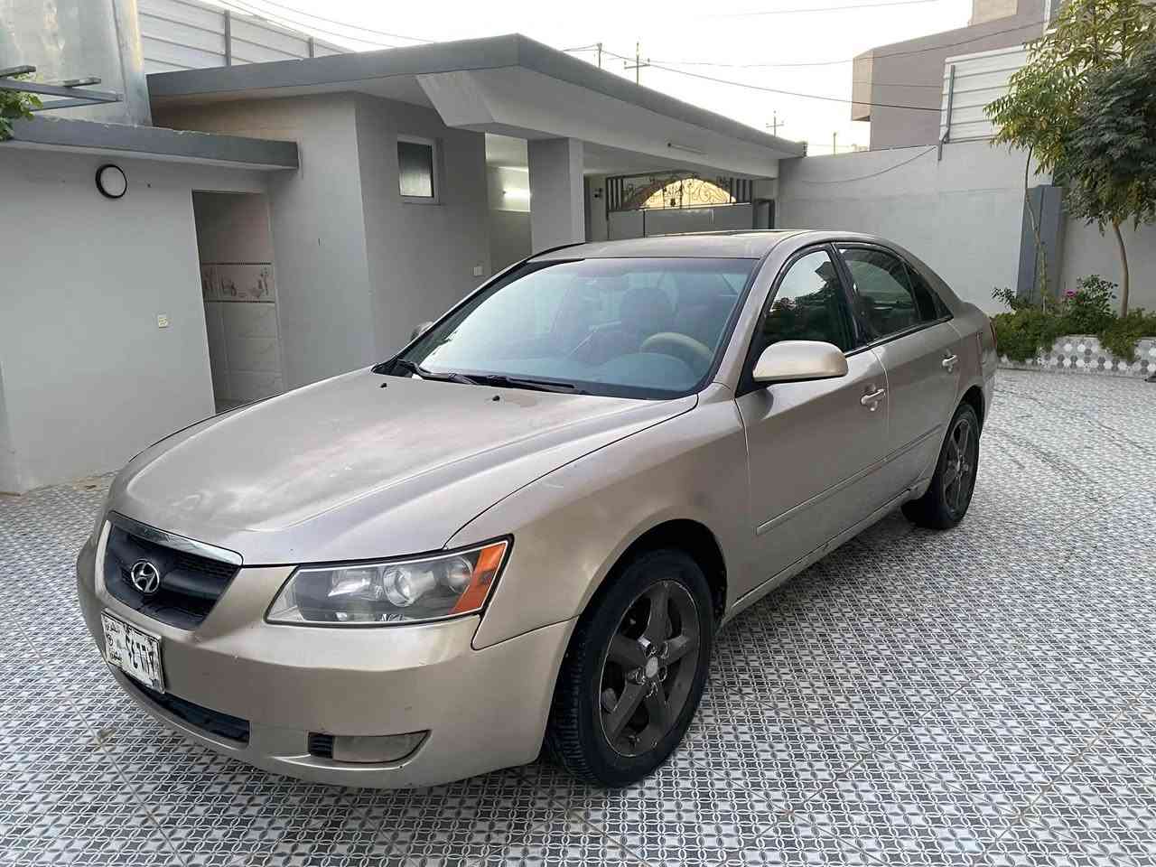 سوناتا موديل 2007 رقم نينوى باسمي سنويا جديده
محرك كير شرط 
محرك 6 سلندر حجم 3300
سياره بيها صبغ عام اثر تحرير 
جاهزه طخم امامي خلفي طخم تاير جديد 
كابون بانزين بيها 
مكانها موصل الايسر 
سعر 73 وبيها مجال بسيطط
بيع نقد فقط
***********
