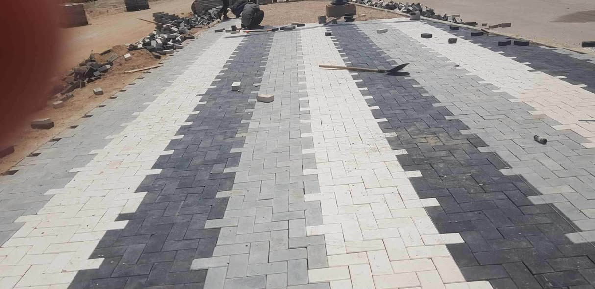 🔥 سلام عليكم 🔥
🏗️ تنفيذ جميع أعمال المقرنص والتشطيبات الحديثة بأعلى دقة وإتقان
🪓 عمل مقرنص
⚒️ عمل كابات
🔨 عمل أرصفة
🚧 عمل ساقيات
📎 عمل مرمر
🔩 عمل بورسلين
🧱 عمل كاشي
⚔️ عمل كربستون
🎨 عمل نقشات وديكورات حديثة
✅ السرعة في الإنجاز
✅ الدقة في العمل
✅ أسعار مناسبة
✅ كادر متخصص وخبرة مميزة
📍 نعمل في بغداد وجميع المحافظات 🇮🇶
📞 للحجز والاستفسار:***********
