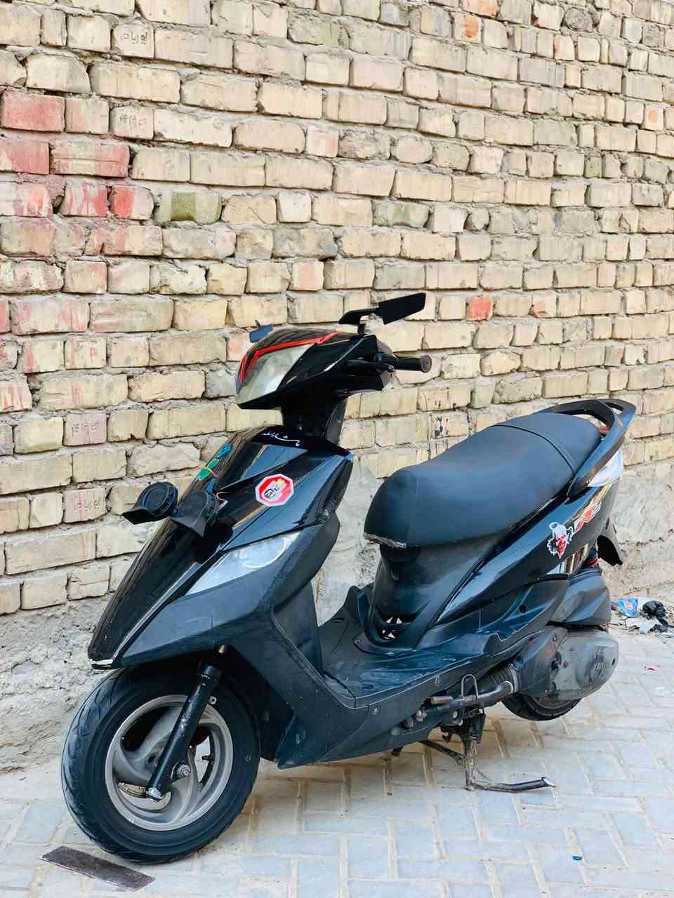 #للبيع 
سلام عليكم 
دراجه ثعلب 140
الدراجه ما ناقصهة  بس كابريتر وصخ يرادله تنضيف 
تجي تفحص وتشوف الدراجه كدامك 
مكاني بغداد الأمين الثانية 
السعر 450الف وبيهة مجال 
‏‪***********‬‏
