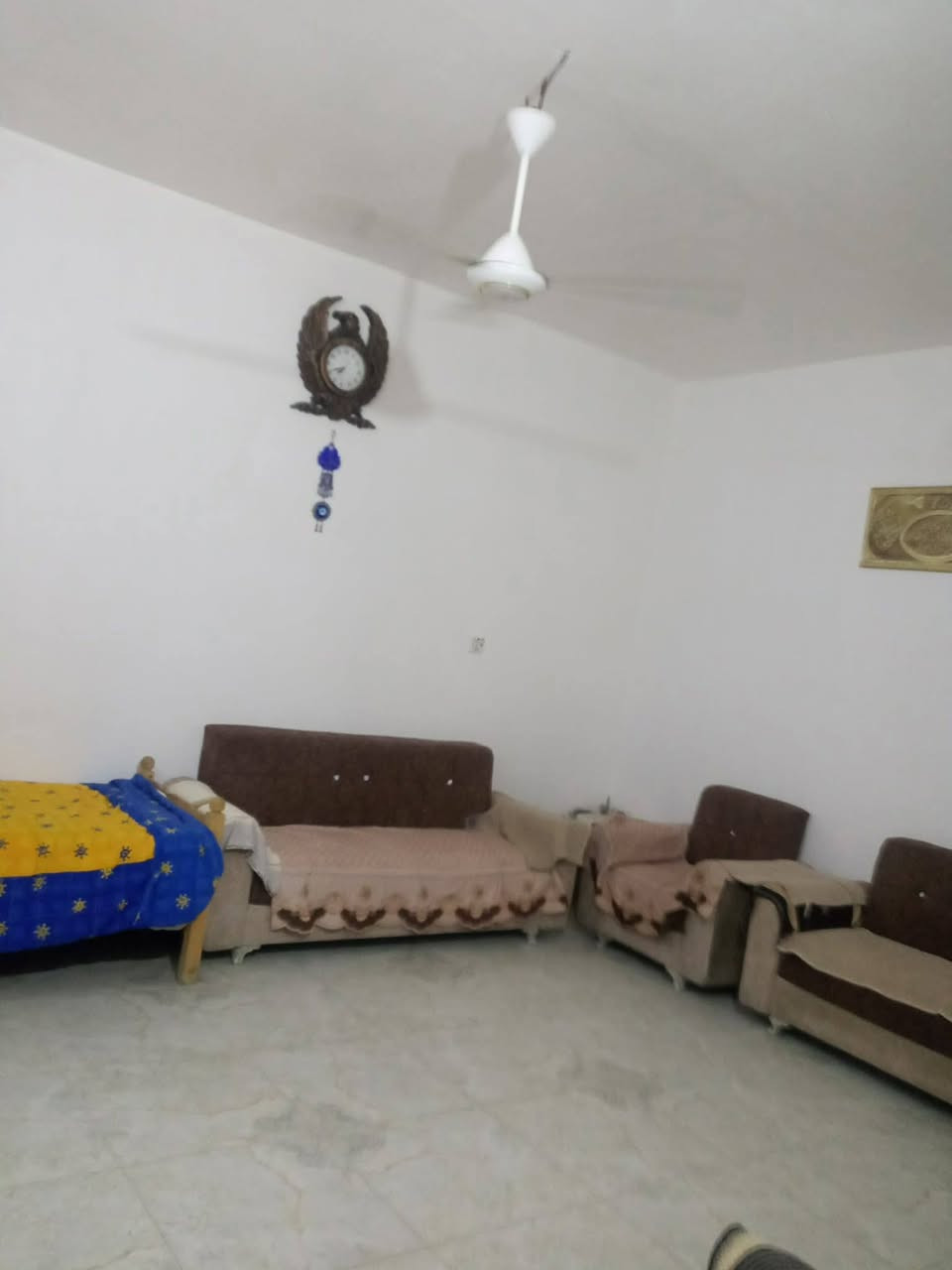🏠 دار للبيع
📐 المساحة: 225 م²
📜 سند 25
🛏️ غرفتين نوم + صالة
🍳 مطبخ + صحيات داخلية وخارجية
🌳 حديقة + طارمة كبيرة
🚗 كراج
💰 السعر: 80 مليون وقابل للتفاوض البسيط
📍 كريطة الثانية – قرب جمال ابو المولده
***********
