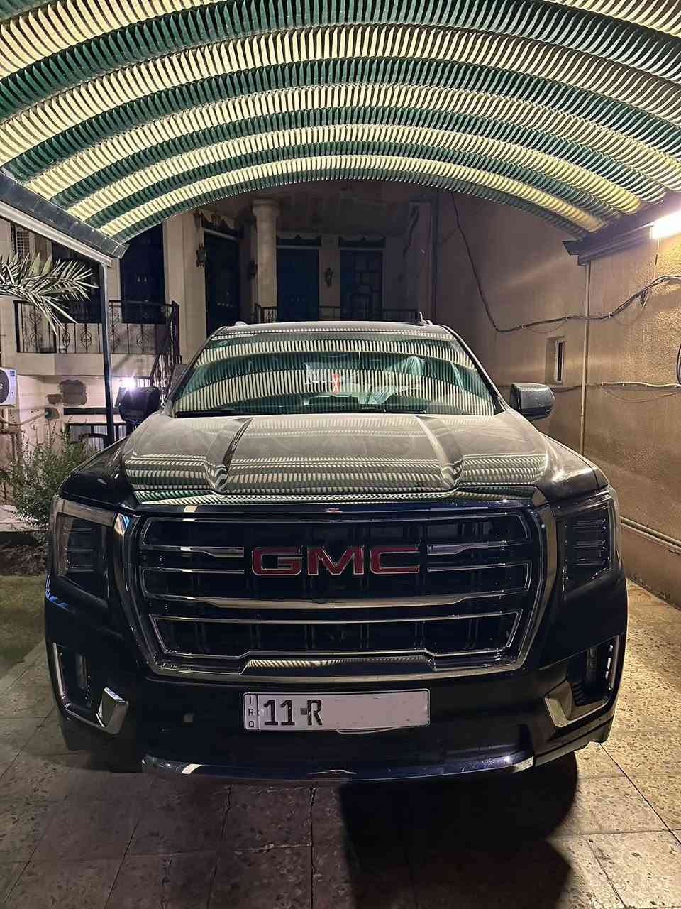 السلام عليكم 
يوكن SLT GMC خليجي مكفولة كفالة عامة تحت ضمان شركة المنصور العراقية للسيارات ماشي 13 الف مغلف PPF 
السعر 535 ورقة وبيها مجال 
 ***********
