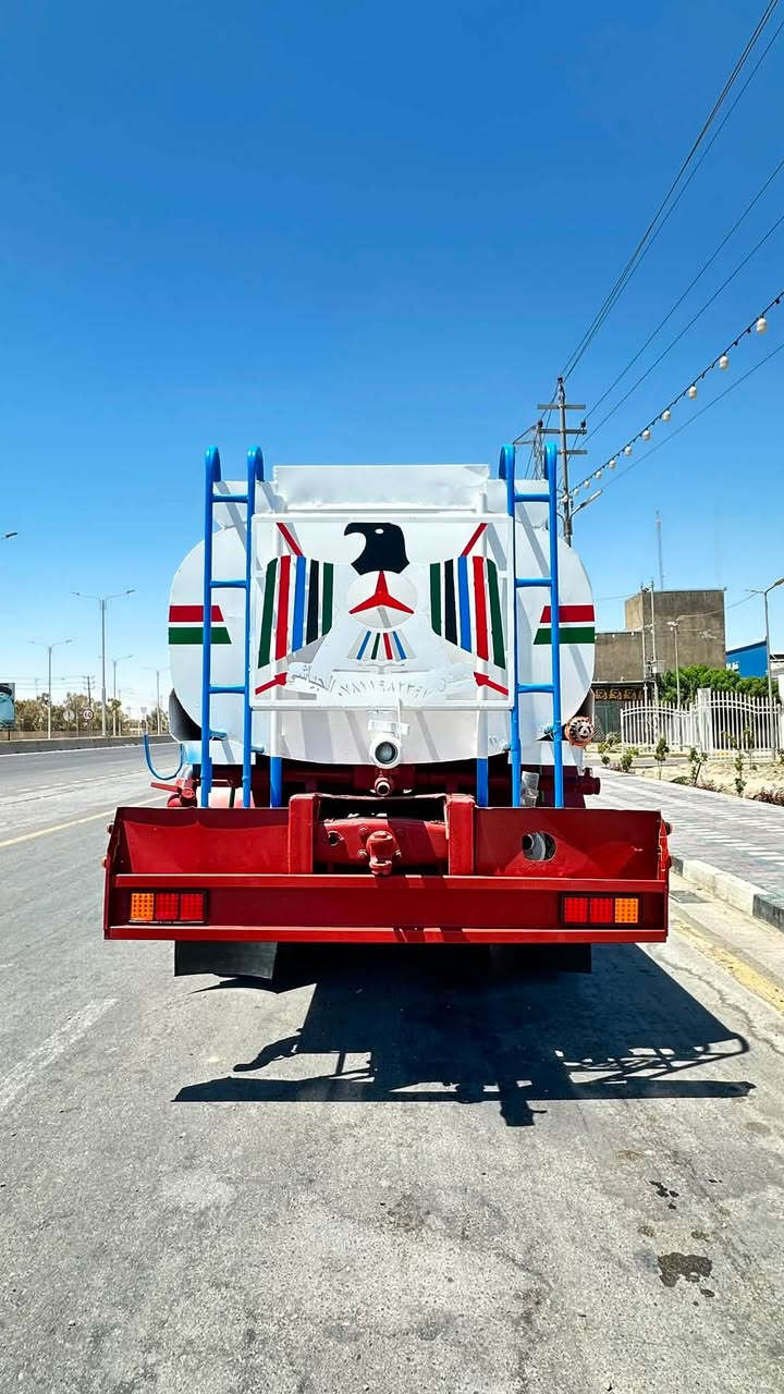 سلام عليكم البي للبيع موديل 74 كير 25مكينه28اكسل جيئف قماره بلاديه بدون صبغ سياره جديده جاهزه للعمل 

للستفسار 
***********
