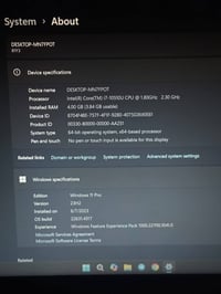 لابتوتب لينوفو للبيع  معالج i7  جيل العاشر  رام 4 قابل للتطوير   حاسبه...