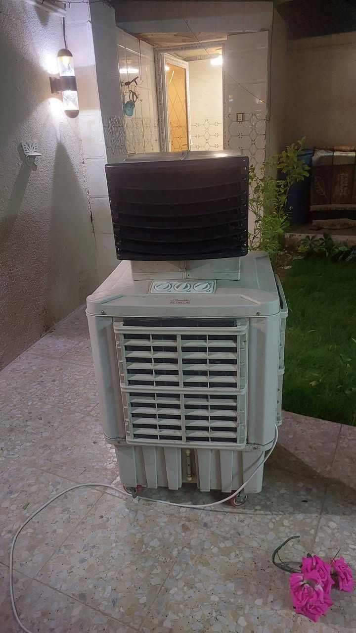مبرده ام الخرطوم حجمه ٤٠ شغالات كاملات اي عطل مابيه بلادي شركه برغي مامفتوح بيه  ***********

