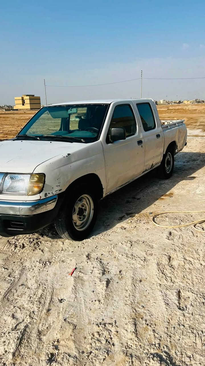نيسان شبوط • ٢٠٠٣ • أوراق واصلة