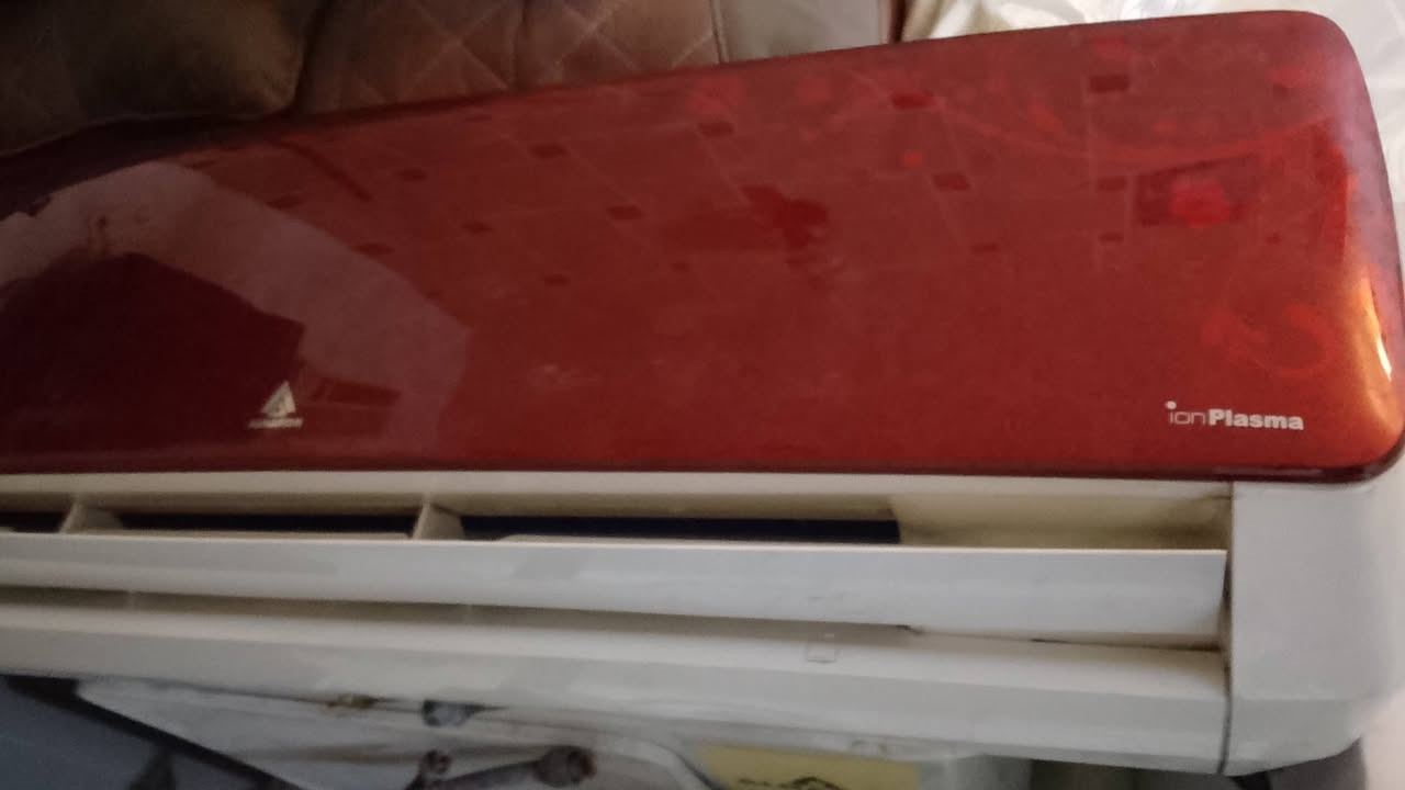 للبيع مكانهه بغداد الجديده هاتف *********** الحافظ 2طن سبلت كلش نظيف جدا الحافظ
