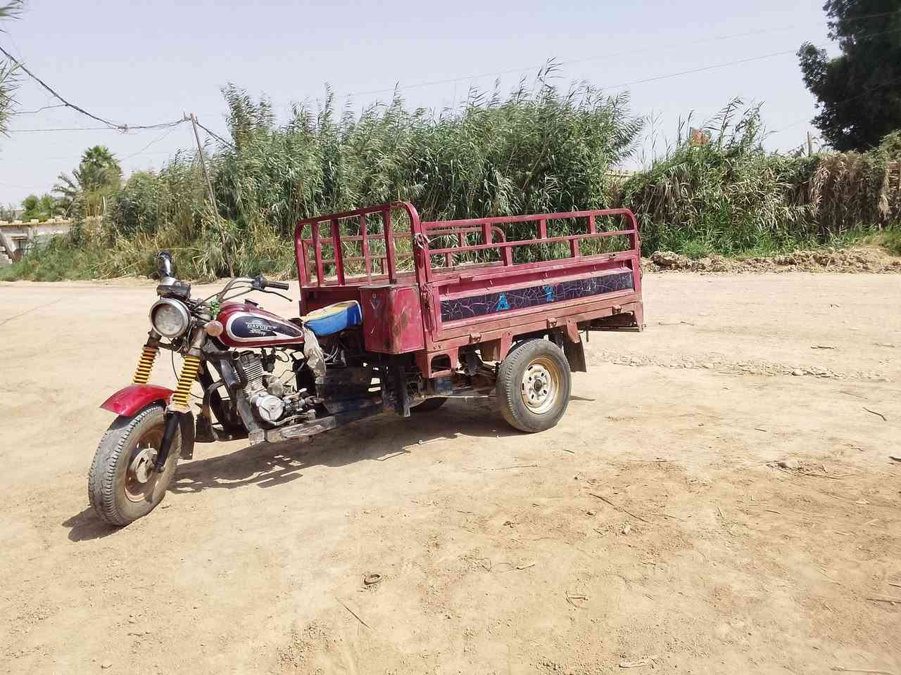 السلام عليكم ستوته للبيع اوراق اصولي
شاصي ركبه كفاله اكسن جديد
 والسعر 850
مديل 14
ستوته حلوه مال جني
تايرا نظيفه دبلات شغالات 
 عنوان حفريه ناحية تاج الدين الصويره
***********
