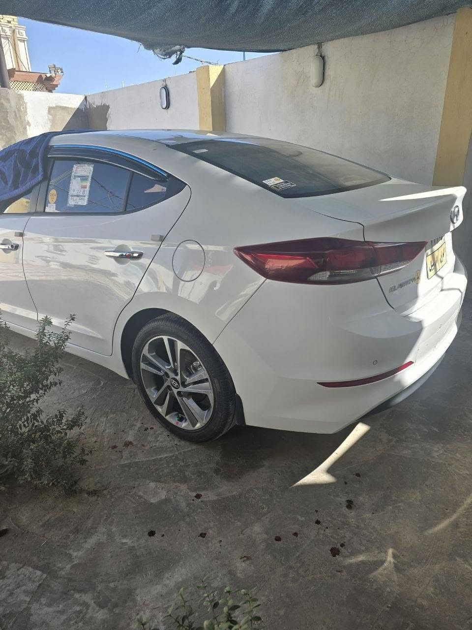 السلام عليكم النترا سوبر 18خليجي فول واحد ع واحد نضام   ARS حساسات امامي خلفي كامره امامي خلفي  موديل 18كفاله محرك وكير تخم تاير سياره حداده جاهزه  سياره ماشيه 80الف  سياره نضيفه  رقم اربيل   مكان سياره نجف  لاسفسار رقم***********
