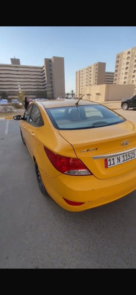 سياره اكسنت موديل 2016 خليجي مكينه 1600  دوش 
سياره نظيفه ومرتبه مكفوله 
مكاني بسمايه ***********
 السعر 97$
