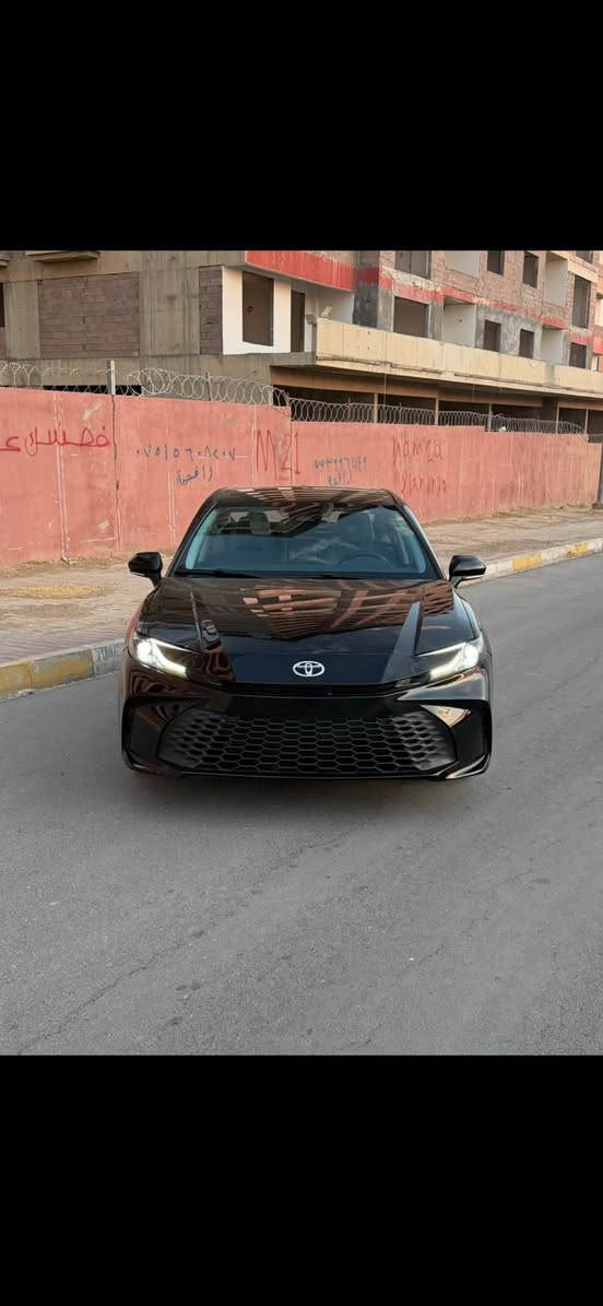 كامري ٢٠٢٥ • LE دفع رباعي • هايبرد