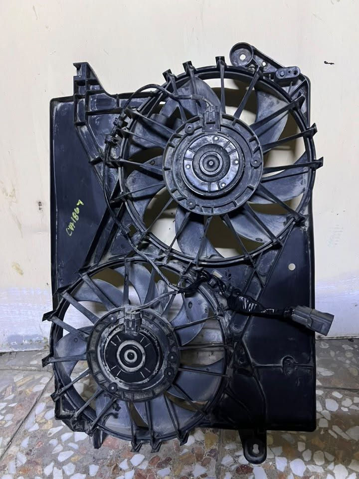 سلام عليكم مروحه اوباما خليجي شغاله كل مشكله مابيها سعرها 225 وبيها مجال مكاني بغداد زعفرانيه 
الهاتف : ‭***********‬
