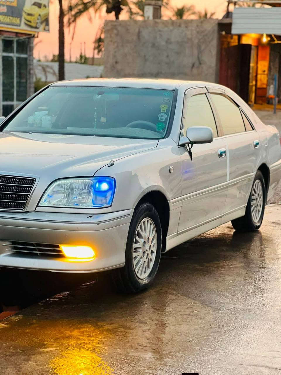 سلام عليكم ملكه مديل 2002 كص قماره فقط بسمي بصره الدولي مكينه وكير كفاله D4الجبير. كرستال أصل تخم تاير وحداده فول تبريد ثلج شاصي 75 
كشنات كهربائي ستيرن كهربائي 
السياره حلوه ومتعوب عليهه 
المكان بصره الهاتف *********** واتساب 
السعر 112 المدينة, البصرة
