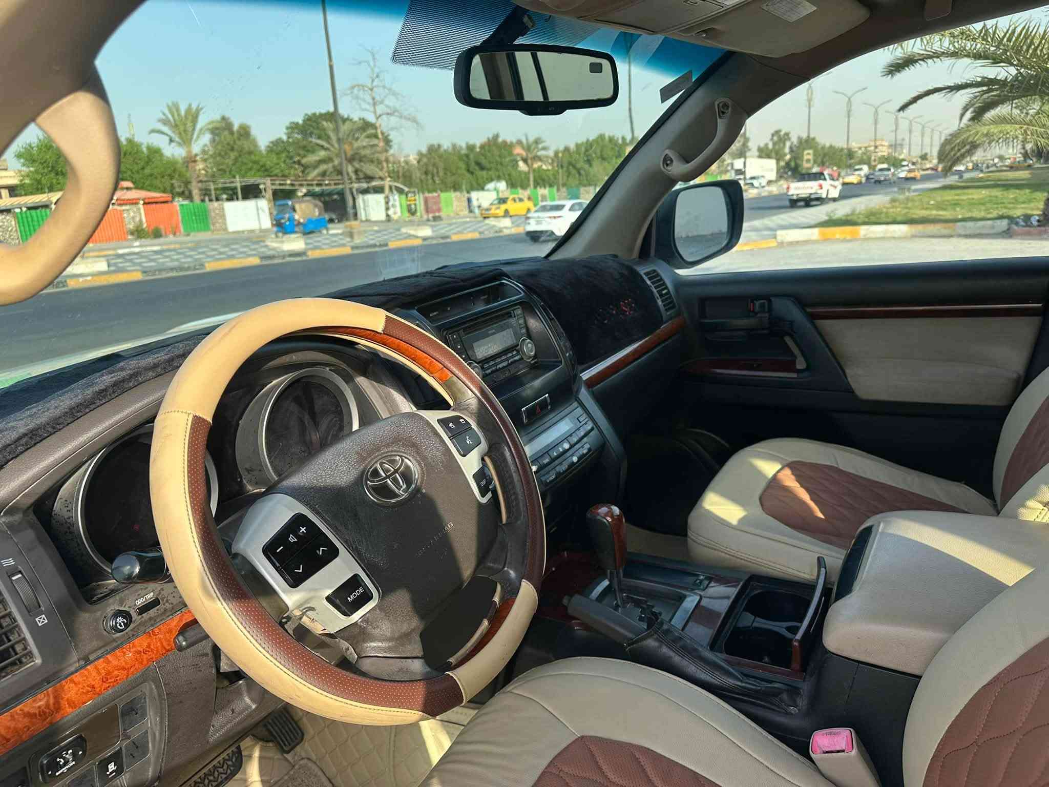 لاندكروز ٢٠١٢ محرك ٨ سلندر
رقم بغداد ٣ قطع تبريد ٧ راكب محرك ٨ سلندر بدون فتحه بيه صبغ قطع موضح بل سونر بدون دواخل جاهزه مكينه كير صدر تبريد مكان السياره بغداد السعر ٢٣٨ للاستفسار اتصال

*********** ماكو خاص اتصال 📞 فقط

نص مكتوب في الصور:
- 639247653923666087 11:16:38 11/09/2026 رقم الشاسية: الكيلومتر: 0 MR.CAR FOR CAR INSPECTION تقرير الصبغ لتقرير فحص السيارة الصبغ التبديل الفك والتركيب التعديل بدون صبغ (بارد) اكتب التقرير هنا ... اكتب التقرير هنا ... اكتب التقرير هنا ... اكتب التقرير هنا ... اكتب التقرير هنا ... ملاحظة التوقيع IRAQ BAYİİ *********** *********** *********** الفرع الاول بغداد/الحبيبية/ساحة الحمزة/مجاور دائرة كهرباء الصدر الاولى mcar05520@gmail.com الفرع الثاني /شارع وزارة النفط /ركن شارع الضلال غير مسؤول نهائيا عن الاجزاء الميكانيكية بما فيها المحرك والكير فوراً بعد الخروج من المركز