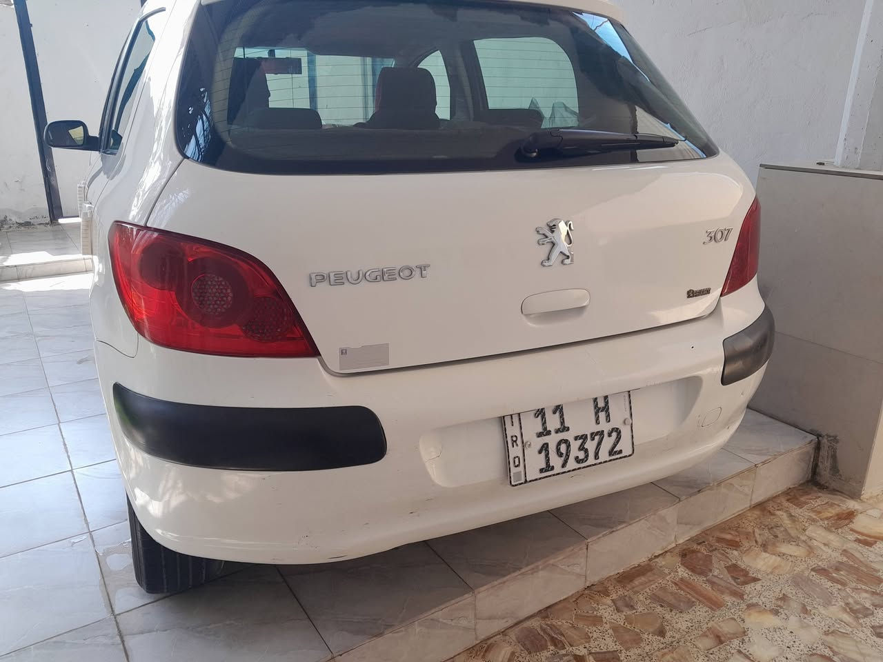 السلام عليكم بيجو ٣٠٧ للبيع موديل ٢٠٠٦ 
رقم بغداد بأسمي تحويل مباشر هزه وسنويه ما ساقطه ل٢٠٣٠ 
كهربائيات كله شغال بلادي تبريد ثلج شاشه آندرويد كير ومكينه مكفولات مكانها حله سعرها ٦٠ 
***********
