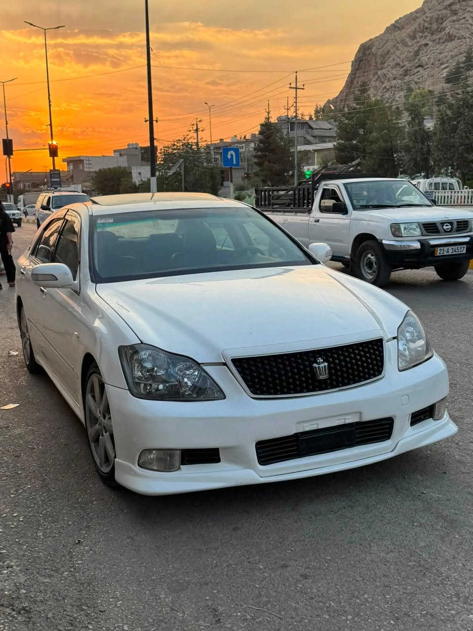 بسم الله 
شــاهــانــە - بــڕاوە - بــێ بــۆیاااخ 😮‍💨
١٨٤
٢٠٠٧ 
سلاید 
جلد
هیتەر
برێک بەسراوە 
تەبرید سارد و گەرم
پۆڵیش کراوە
کامل
مەسرەف کراوە
تەقە و ڕەقە بە شەرت
دەعم لێدراوە و قرچ و شانسی و کەڤەر و ماڵی مەدەنی بە شەرت
سەیارەکە لە سایەقێکی کەمە

ناونیشان : سەید سادق
نرخی سەیارەکە ٦٨ گەڵا و معامەلە
☎️ ***********
☎️ ***********

