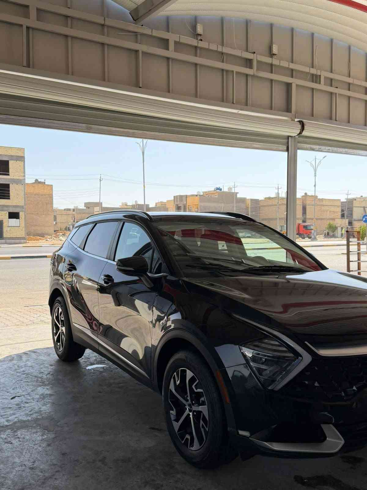 🚗 كيا سبورتاج 2024 (Sportage) - هايبرد فول مواصفات 🚗
تفاصيل السيارة:
 * الموديل: 2024
 * المحرك: 1.6 تيربو هايبرد (اقتصادي وقوي جداً)
 * المواصفات: فول مواصفات (بانوراما، كشنات جلد، شاشات، بصمة)
تفاصيل الحادث والحالة:
 * الحادث: خشم البنيد
 * الأيرباك: إيرباك الاستيرن طاك ومراجع سستم
 * الرقم: فحص مؤقت
السعر: خاص
المكان: كربلاء المقدسة
للتواصل والاستفسار: [***********]

