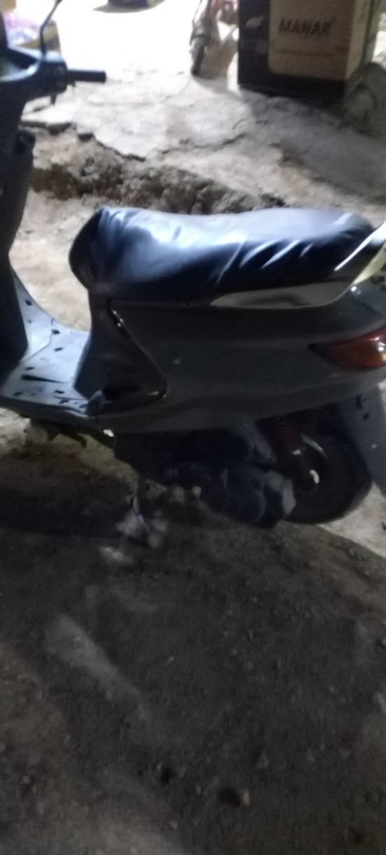 متاح دراجه فحل فراشه بيع مستعجل السعر ٣٠٠ وبيها مجال كلها شغاله فول حله حي الامام الاتصال ***********    دراجه اي نقص مابيها
