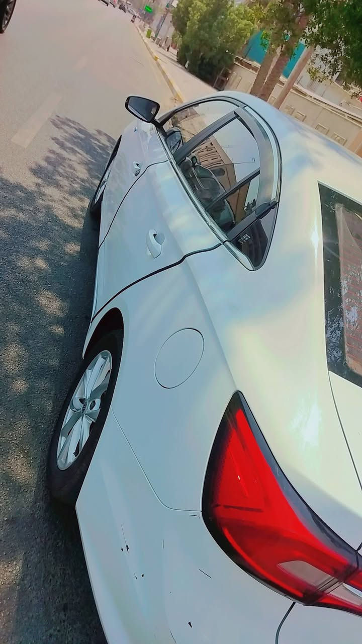 سيارة شخصية بحالة ممتازة جدًا، استخدام هادئ ونظيفة من الداخل والخارج.
✅ موديل: mg5 2023 

✅ الفئة:  (نص مواصفات)

✅ الممشى: 110 كم فقط

✅ تدفئة مقاعد امامية 

✅مقاعد دوشمه جديده 

✅ شاشة كبيرة 
✅ كاميرا خلفية+ وحساس وخلفية 

✅ مثبت سرعة

✅ جميع المواصفات الوكالة

السيارة جاهزة للاستخدام، وما تحتاج أي مصروف، والحمد لله نظيفة جدًا.

💰 السعر المطلوب: (90💸)  (قابل للتفاوض بالمعقول بعد المعاينة). 

📍 بغداد

للاستفسار أو المعاينة، التواصل على الخاص ***********

رجاءً، للجادين فقط
