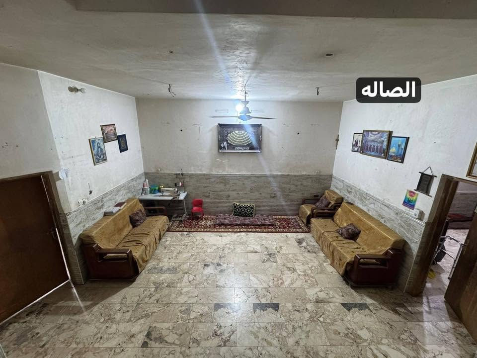 دار للبيع حي المهندسين شريط المهندسين  مساحة 150متر 20*7.5
الطابق  الأرضي يتكون من  مدخلين مدخل على الاستقبال و مخل على  مطبخ
 وصالة وغرفة نوم وخدمات صحية داخلية وخارجية منور عد 2
الطابق الثاني   صالة مفتوحة على غرفة وخدامات صحية ومطبخ 
   وغرفة ثانية سويت وغرفة ثالثة 
   ويوجد مخزن في الأعلى  والسطح شتايكار 
سنة البناء 2012او2013   اقرب نقطة دالة  خلف اعدادية العاصمة الثقافية 
السعر300 وبي مجال
واتساب: ***********
