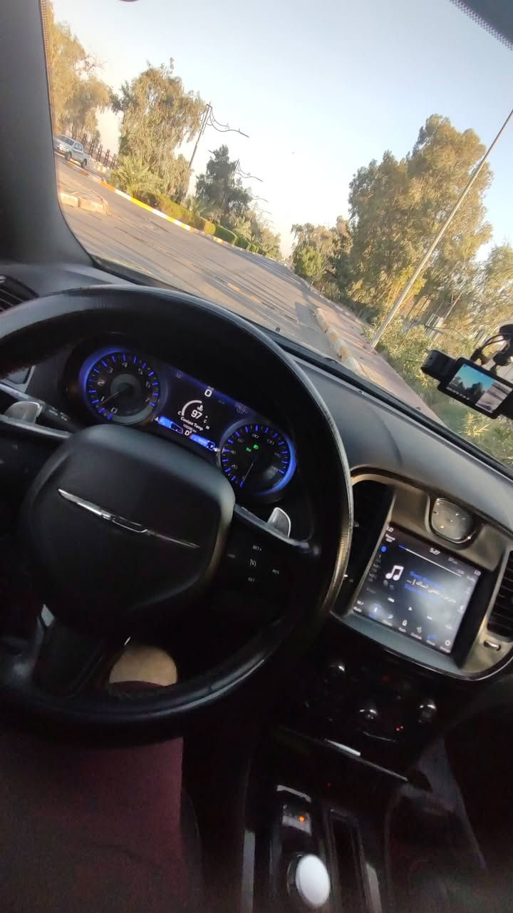 السلام عليكم
اوباما c300s. 
موديل 2019 كلين كلين بدون قطرة صبغ حتة الدعاميات بدون صبغ محرك 3600 ماشية 100 الف كيلو متر 
غرفة جلد حضن شفتات لايت عدسة سيارة على وضع الشركة محرك  تبريد كير وكالة على وضع الشركة رقم سليمانية سنوية باسمي 
مكان السيارة بغداد الدورة جمعية خير الله 
السعر 270 وبية مجال بسيط 
‏‪*********** ‬‏
