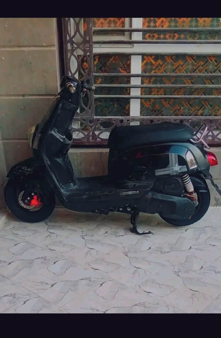 ماكس بوليس • كفاله • من الحاويه