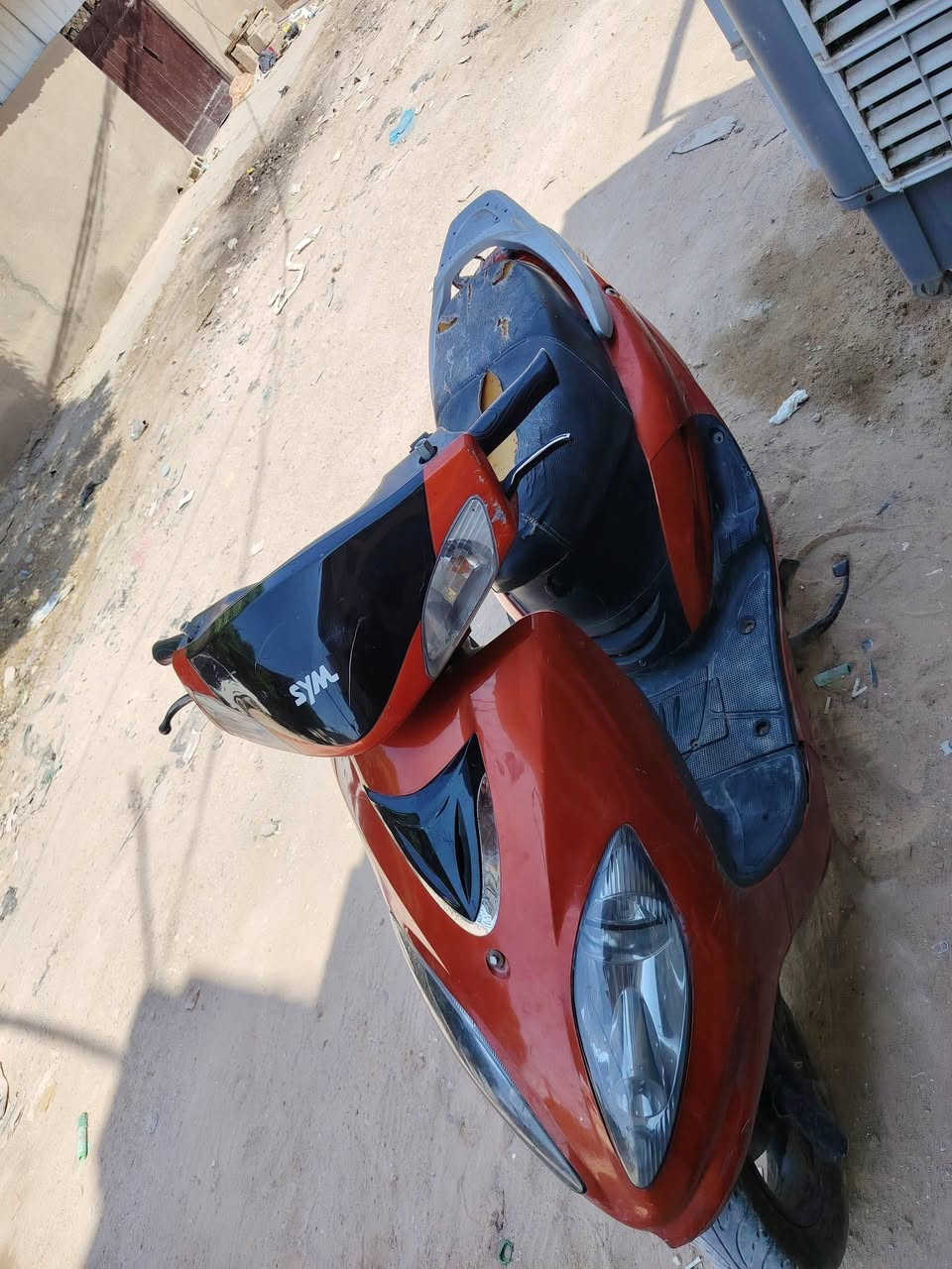 سلام عليكم دراجه للبيع سكنس ام عيون شغاله سلف شاير لايت كله شغال سعر 250او بيهة مجال  كربلاء حي نضال ***********
