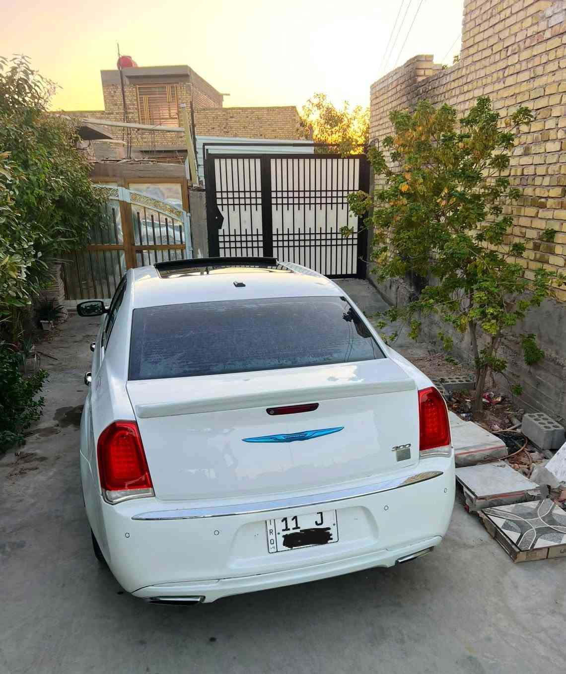 اخوان بيع فقط بدون مراوس اني مكلف بالنشر هذا رقم راعيه وتصل بي ***********يا الله سلام عليكم للبيع اوباما موديل ٢٠١١ فول للأخير السياره اس يعني معروفه مواصفات الاس مفوله واحد على واحد فتحه كشنات حار بارد كلاص ثلاجه خزن ميموري للكشن استيرن كهربائي مري قلابه عند الرجوع راداد امامي خلفي كامرا شاشه كبيره حساسات مكينه كير حداديه وضع الشركه تخم تاير جديد داخل صحراوي كشنات جلد ويل مكسيكي كهربائيات كله شغاله السياره مابيه كل نقص مسويله ادامه كامله منظومه تبريد جديده تبريد ثلج رقم بغداد دولي تحكم ستيرن فول قياده ذاتيه محدثه ٢٣ سياره بيه مكانات صبغ ابيع حزام هيه مو حزام بس اني ابيع حزام حته لا اتعبك ولا تعبني حادثه جاملغ امامي بدون دواخل لا لغود ولا شواصي اخوان بيع فقط ما اراوس فقط بيع سعره ١٣٨ وبيه مجال قليل مكاني طويريج *********** اخوان مكلف بالنشر رقم صاحب السياره موجود وتصلو عليه وسونار بل منشور
