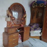 غرفة نوم • خشاب • واسط