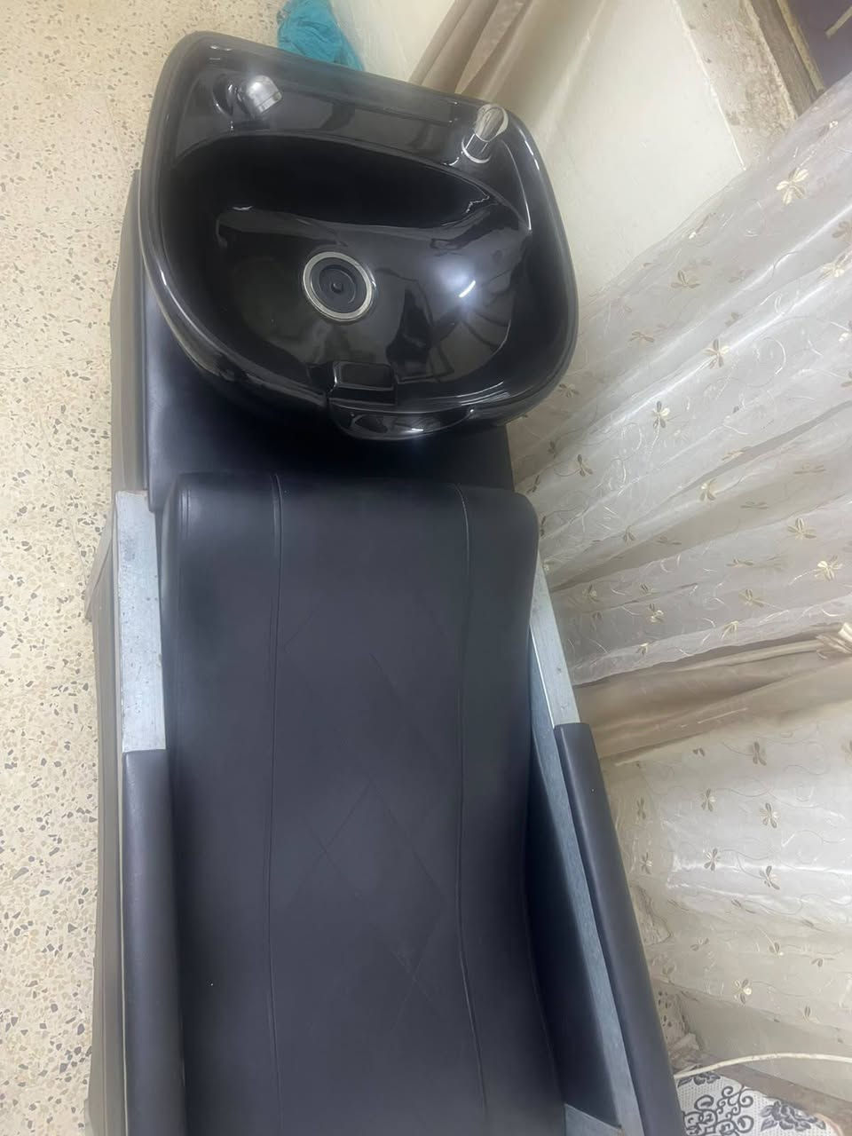صالون • تجميل • واتساب