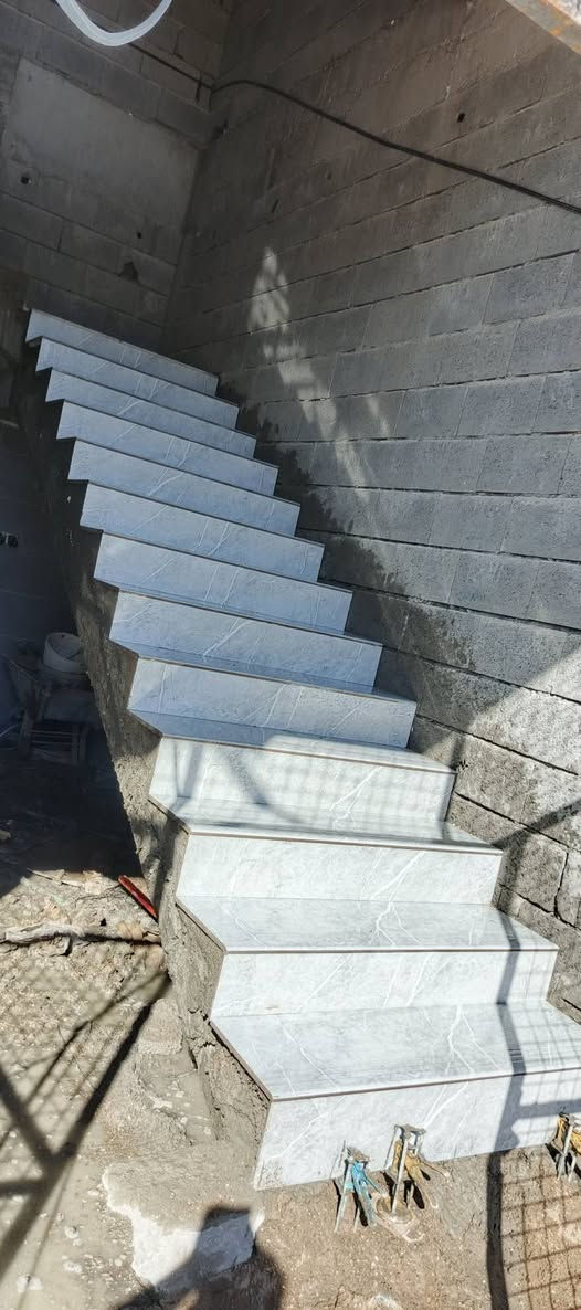 بلاط سيراميك • 30x17