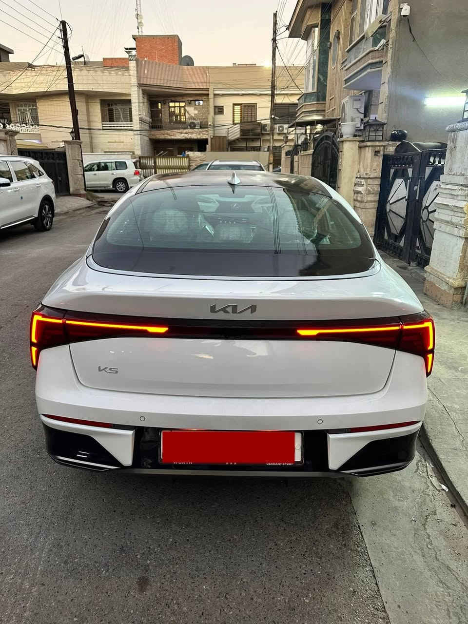 كي فايف 2025 رقم بغداد تحويل مباشر جيتي لاين أعلى فئة بيهن 1/1 ومايحتاج أذكر المواصفات كلهن موجودات 
 السعر 160 وبيه مجال للشراي مكينة 2000 المرغوب گير AT  سياره جديده جدآ أتصل وبيك خير وتدلل كفالة من الصبغ وشرط الفحص السونار ***********
