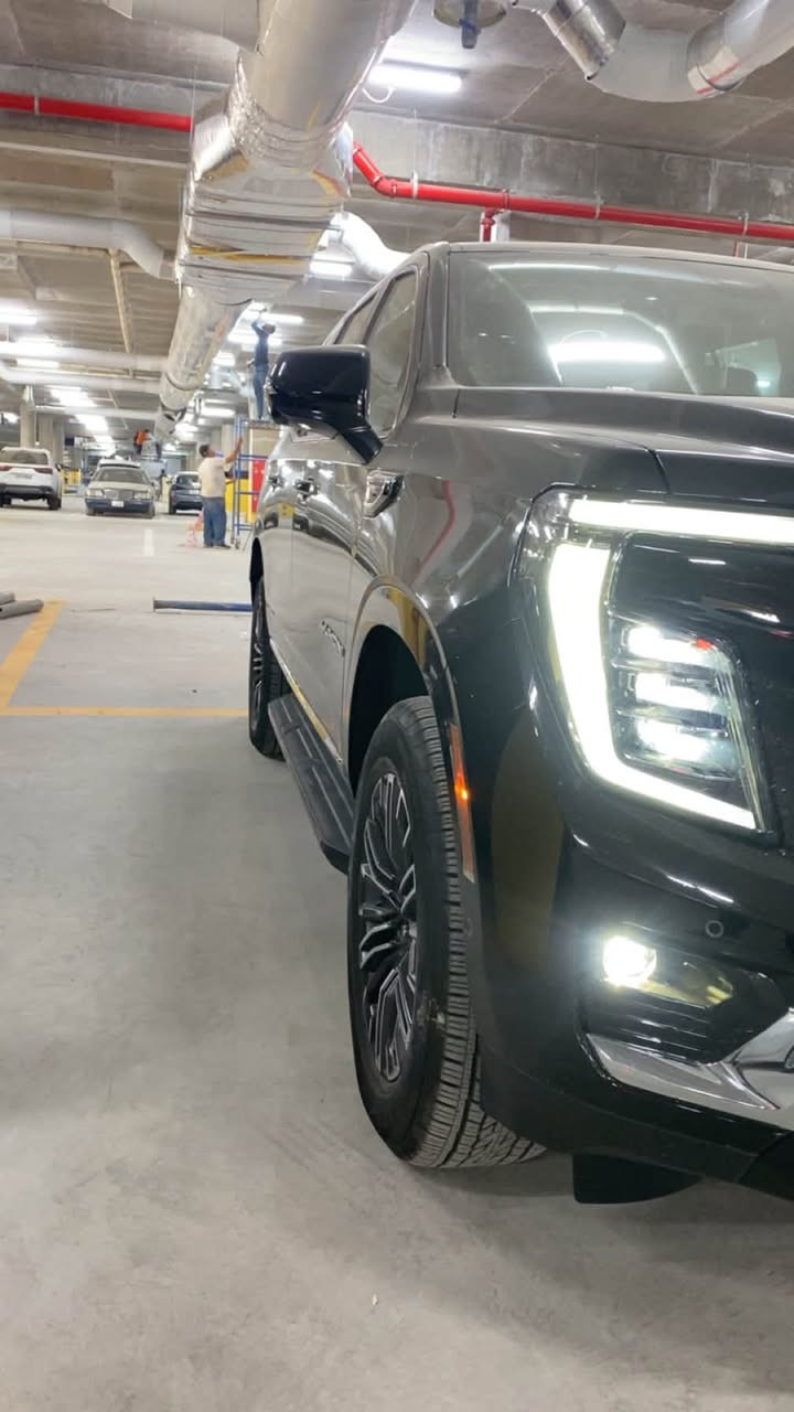 السلام عليكم للبيع (فقط ) GMC الڤيشن موديل ٢٠٢٥ بحالة الوكالة مكوفلة ماشية ٢٢ الف بدون فتحة مغلفة  PPf تحويل مباشر بسمي السيارة بعدهة ب ضمان وكالة المنصور 
مكاني بغداد المنصور 
رقمي ***********
