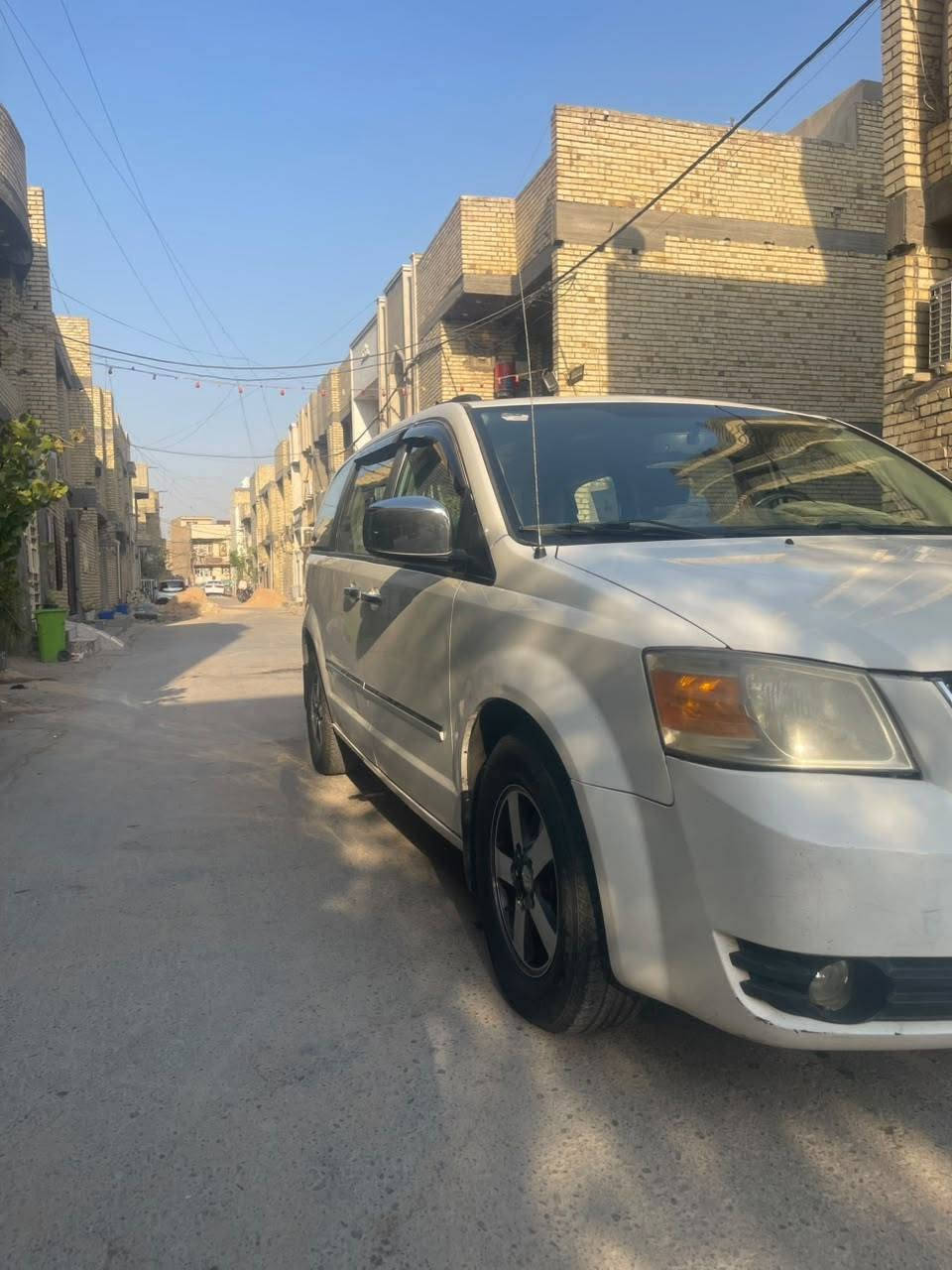 سلام عليكم سياره دوج كرفان موديل 2008سياره اربيل باسمي تحويل ثاني يوم مباشرأ فول مواصفات
مكينه 3.800
3قطع تبريد تدفئ مع السويج 
كشنات بلع
سكليتر بانزين كهربائي
ال بوب كهرباءي 
جام 6كهربائي
مري تحكم كهربائي 
تحكم استيرن كهربائي
شاشه حجم كبير تاب+كامره
تخم تايرات جدد ياباني شرط 
صدر امامي خلفي نضافه100/100
شرط فحص السياره سونار كامل وترايك تحويل لربيل***********
/*********** ///المكان بغداد الشعله
سلام عليكم سياره دوج كرفان موديل 2008سياره اربيل باسمي تحويل ثاني يوم مباشرأ فول مواصفات

