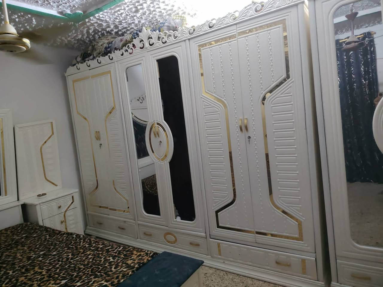 غرفة نوم تزكام نجارة عراقي تصميم تركي  خالي من اي كسر او  شخط  استعمال قليل مكان الحلة شارع ٨٠ كربلاء 
السعر خاص
وهذا رقمي للتواصل 
***********
