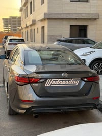 Nissan sentra 2020 SR  نيسان سنترا 2020 فئة SR المحرك 2000  اعلى مواصف...