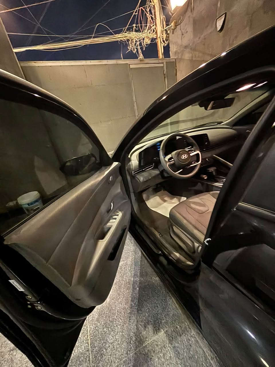 سياره النتره موديل 2026
ضربتها بس بنيد والباقي كفاله عامه سياره وارد امريكي قبل سبوع مدخلها 
سياره ماشيه 1.306 كيلو سياره جديده جديده 
رقمها فحص مؤقت بصره 
سياره سعرها 144 من عدا الرقم
رقم :***********
