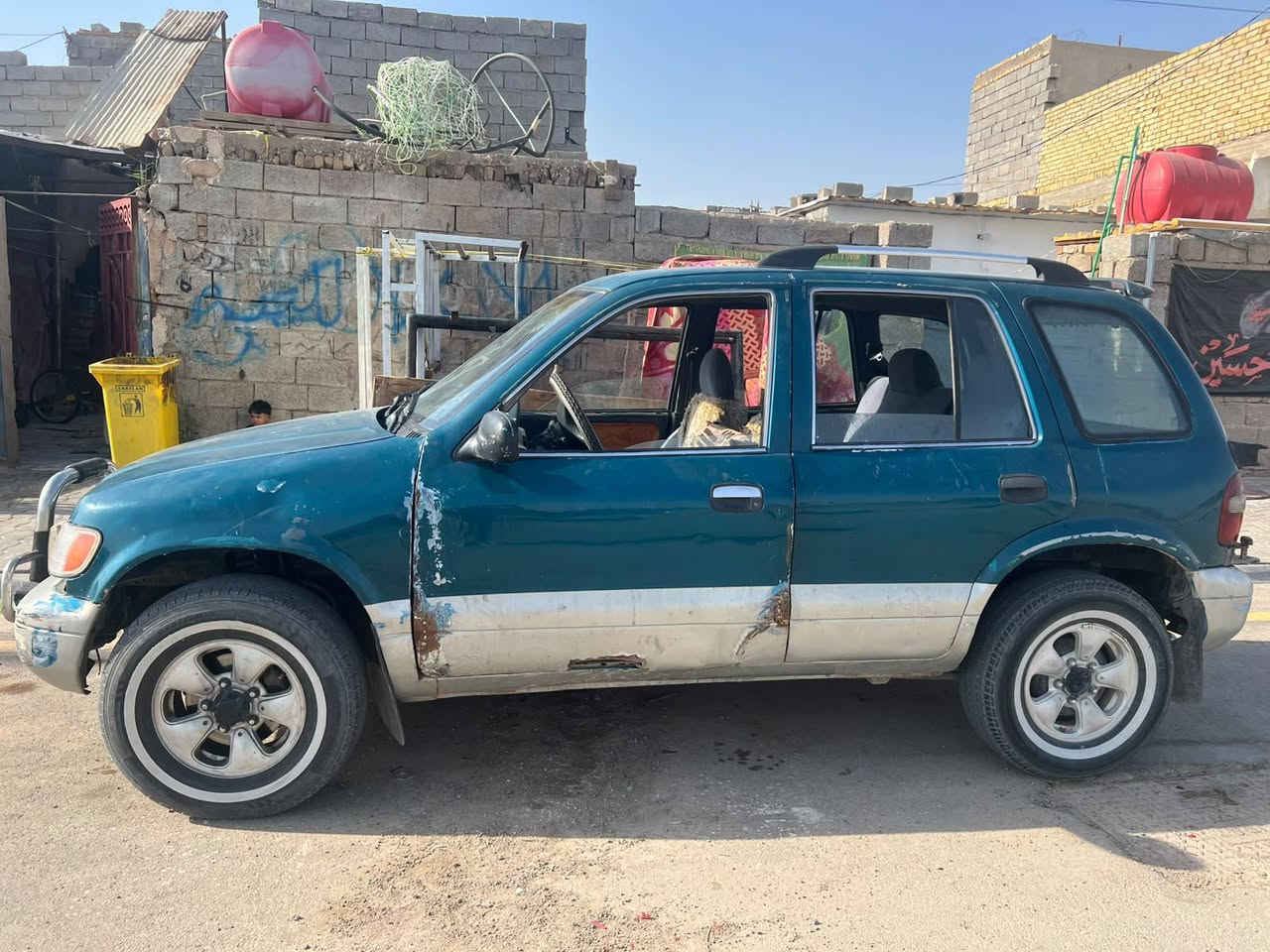 سلام عليكم سياره للبيع خير من الله كير محرك ونجي كربلاءي  رقم بغداد سياره خير من الله قيم وخذه مكاني بلكوت ***********

