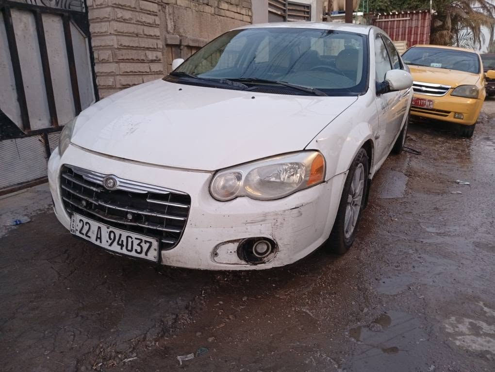 كرايسلر 2004 گير محرك بلاد 2700 تبريد تدفئه كشن كهرباء كله شغاله رقم اربيل سنويه جديده رقم جديد هزه جديده شرط التحويل مكانه بغداد الجديده السعر 55 وبيه مجال شي بسيط 
*********** بغداد, العراق
