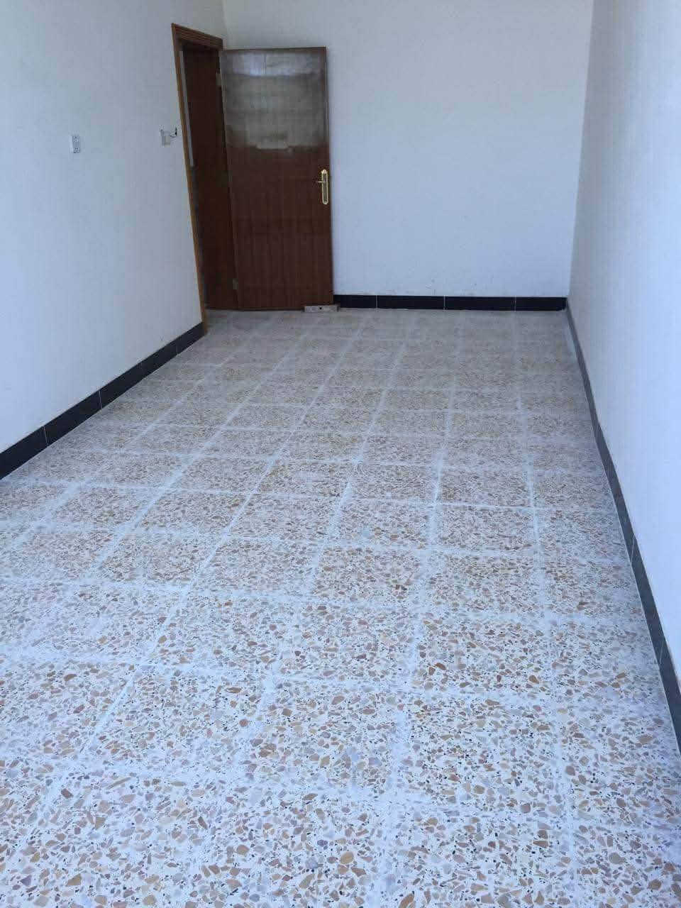 شقة للايجار

فرغت شقة  (طابق ثاني ) 

غرفة كبيرة 3*8 وحدة 

*صالة *حمام وتواليت *مطبخ 

السماوة منطقة ال باني 

السعر 250 الف 

مقابل العمارات السكنية

 للاستفسار اكثر الاتصال على الرقم 

***********
