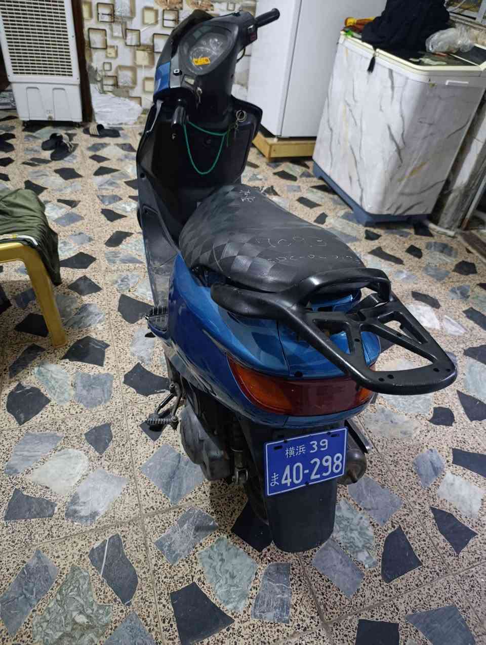 السلام عليكم فراشه البيع السعر 400 فول كله شغال نضافه ميمه بل ميه   كله شغال كهربائيات  عنون نجف جديده 4 وراح احط رقمي ***********
