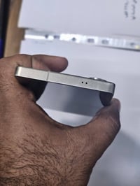 للبيع جهاز Samsung Galaxy S25 Ultra القوي، غني عن العرض والتعريف بكامي...