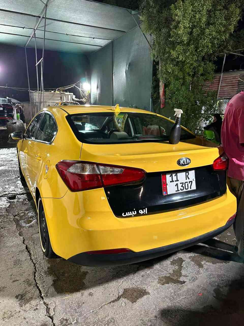 السلام عليكم سياره فورتي موديل 2015 السياره بيها قطعه بامريكا وهنا جاملغ اليم السايق سياره بدون دواخل مصبوغه جديد سياره خير من الله عبوه جديده ادامه مسويلها كامله تايرات الامامي فقط٧٠٪؜١٠٠ وباقي سياره كل نقص مابيها كهربائيات كلها شغاله تبريد ثلج  دوشمه سفريات كله جديد بيع او مراوس حسب القناعه مكاني بغداد الاعطيفيه قرب سالم دعبول ***********
