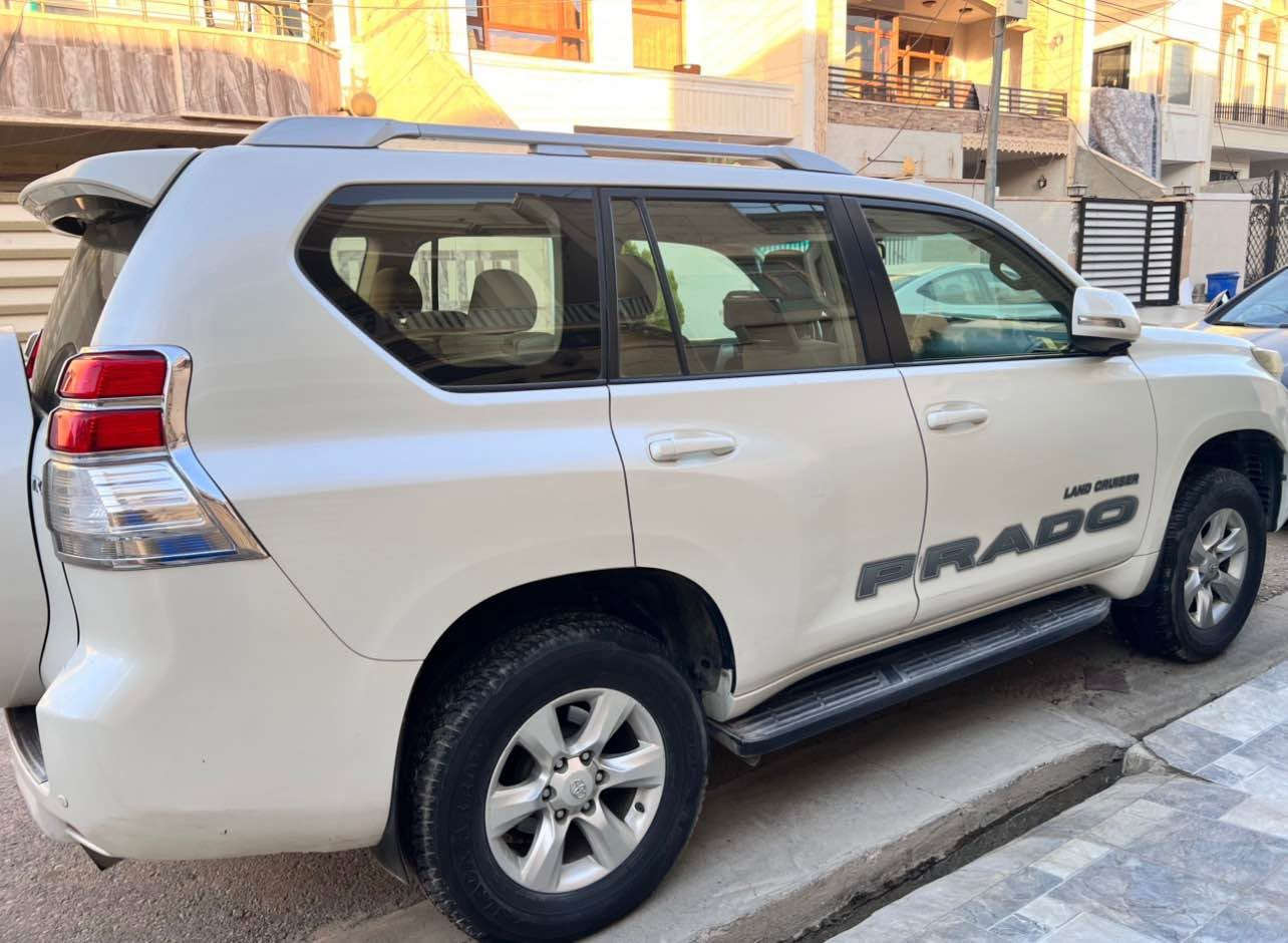 پڕادۆ ٢٠١٠ ٤ پستن بێ سبوخ بێ سارد بێ پارچە گۆڕان مەکینەی نەکراوەتەوە گێڕ و مەکینە و تەبریدی بەشەرت ٢٥٢،٠٠٠ ڕۆشتوە مواسەفات سپێر لە پشت ئاوێنە کارەبایی حاسەی پێش و دوا کامێرای دواوە شاشەی بیلادی تابرید مەرکەزی چوار جام ئۆتۆ لایت بەرز و نزم لایت لید سەلاجە سێ ڕیز کوشن دەبڵ ئەکسل تڕاکشن کۆنترۆڵ مۆدی ناو بەفر سپێر و جەگ و ئەشیای بیلادی لەگەڵایە کامل لیدی لەسەرە چوار تایەی تازەی دەنلوبی لەسەرە نرخی دوو دەفتەر قوفڵ
*********** أربيل, العراق
