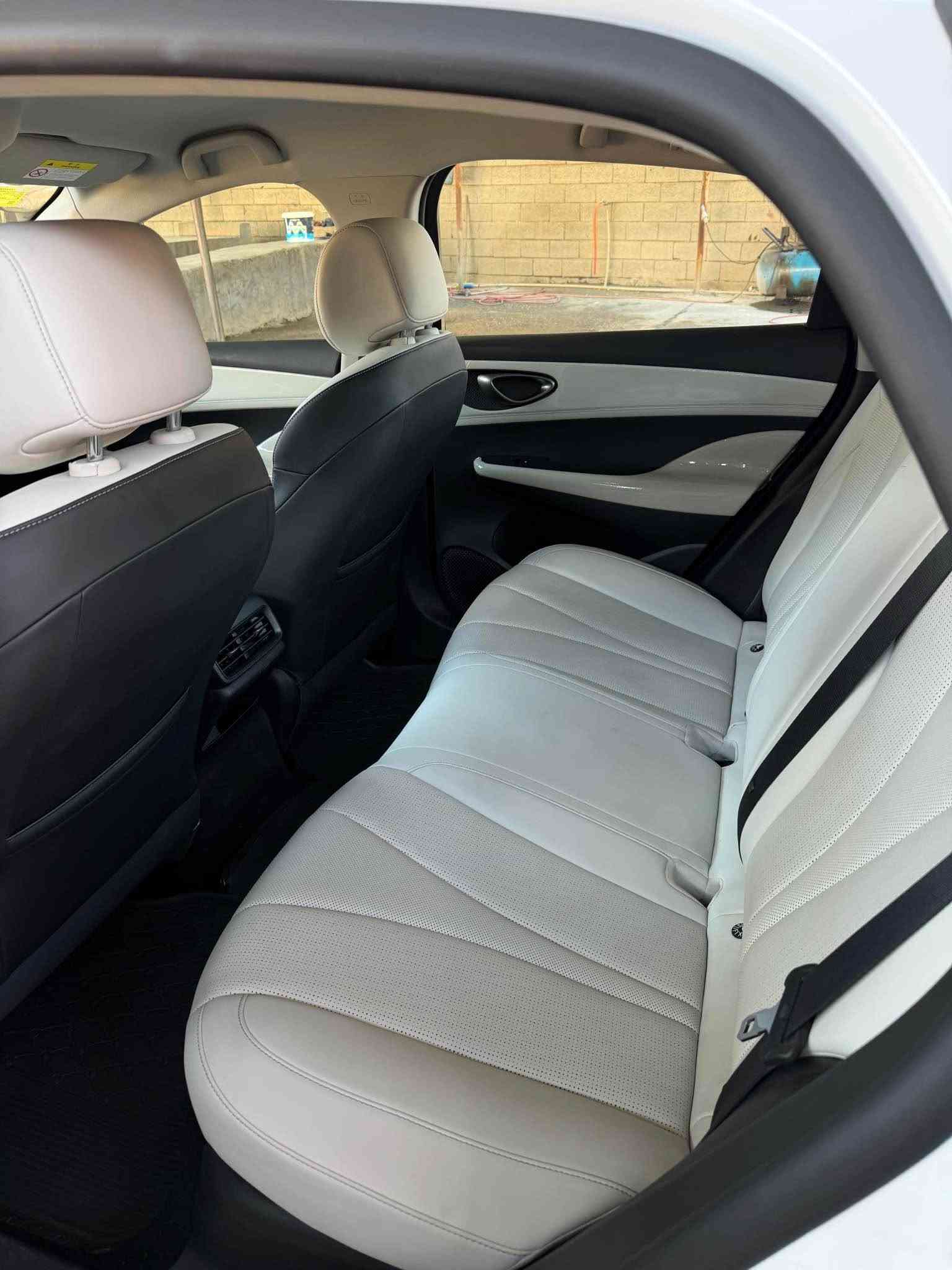 BYD سيل 05 السياره ماشيه  الكلي كهرباء ومحرك 25 الف فقط مكفوله سعرها قفل 135 من الاخير شراي خابر *********** كركوك, العراق
