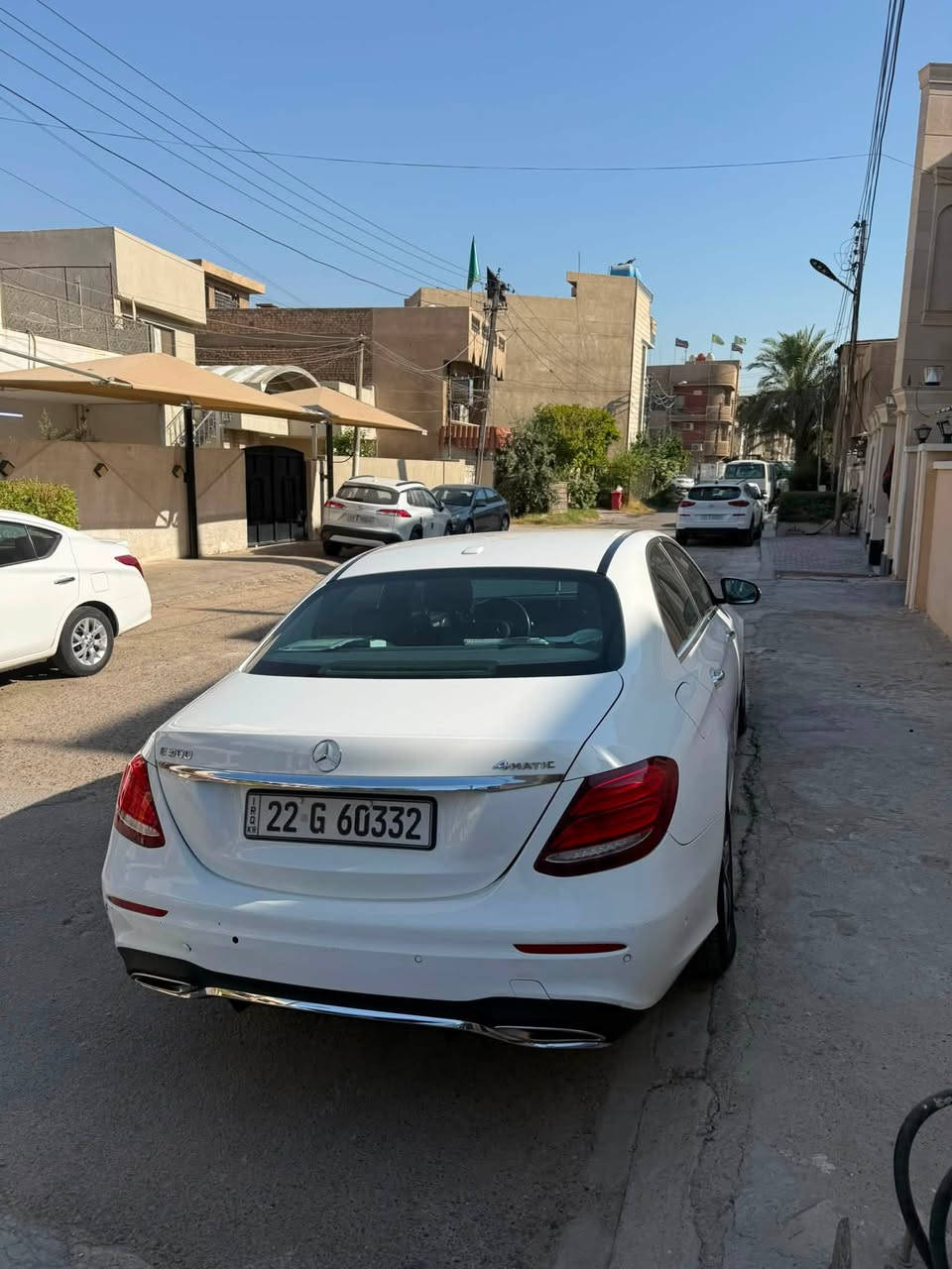مارسيدس E300
موديل ٢٠١٧ 
الموديل المرغوب
وارد امريكي كلين تايتل ( بدون حادث) 
مواصفات الـ 4Matic 
ماشية ١٥٦ الف 
صيانة السيارة كلة يم شركة الماس 
رقم اربيل هزة و سنوية جديدة بأسمي 
تحويل او اسويلك وكالة 
مكان السيارة بغداد الجادرية 

السعر ٢٥ الف دولار 

***********
