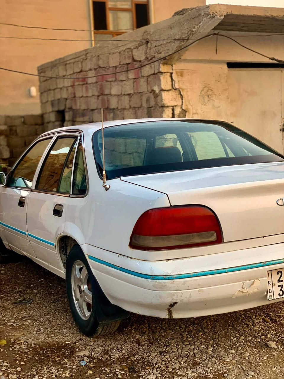 السلام عليكم 
دايو فراشة موديل 97 رقم صلاح الدين دولي 
سنوية إلى 2028 شرط التحويل ماكو وكالة 
كاملة مكملة جاهزة محرك ايسمونو مفتوح مو مسكر وگير اوتوماتيك بشرط السعر 34 وبيهة مجال بسيط 
وترهم بمقدمة 12 أو 15 ورقة وبالشهر ورقتين مع الضمانات 
وكل شي وسعرو للاستفسار أكثر اتصل *********** والله محييكم 
مكان السيارة ناحية الزاب الأسفل
