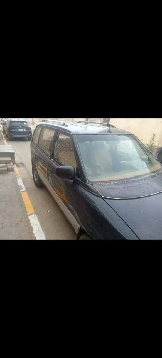 سياره للبيع مستيبوشي سبعه راكب
موديل 95 تحويل مباشر 

كير مكينه نضيفات ونجي سته 

كهربائيات كلها شغاله حداديه ٨٠ بالميه 
زوج تايرات كارتون  باتري جديد 

 السعر ٢٧  وبيها مجال قليل  للشراي 
العنوان ذي قار سوق الشيوخ
