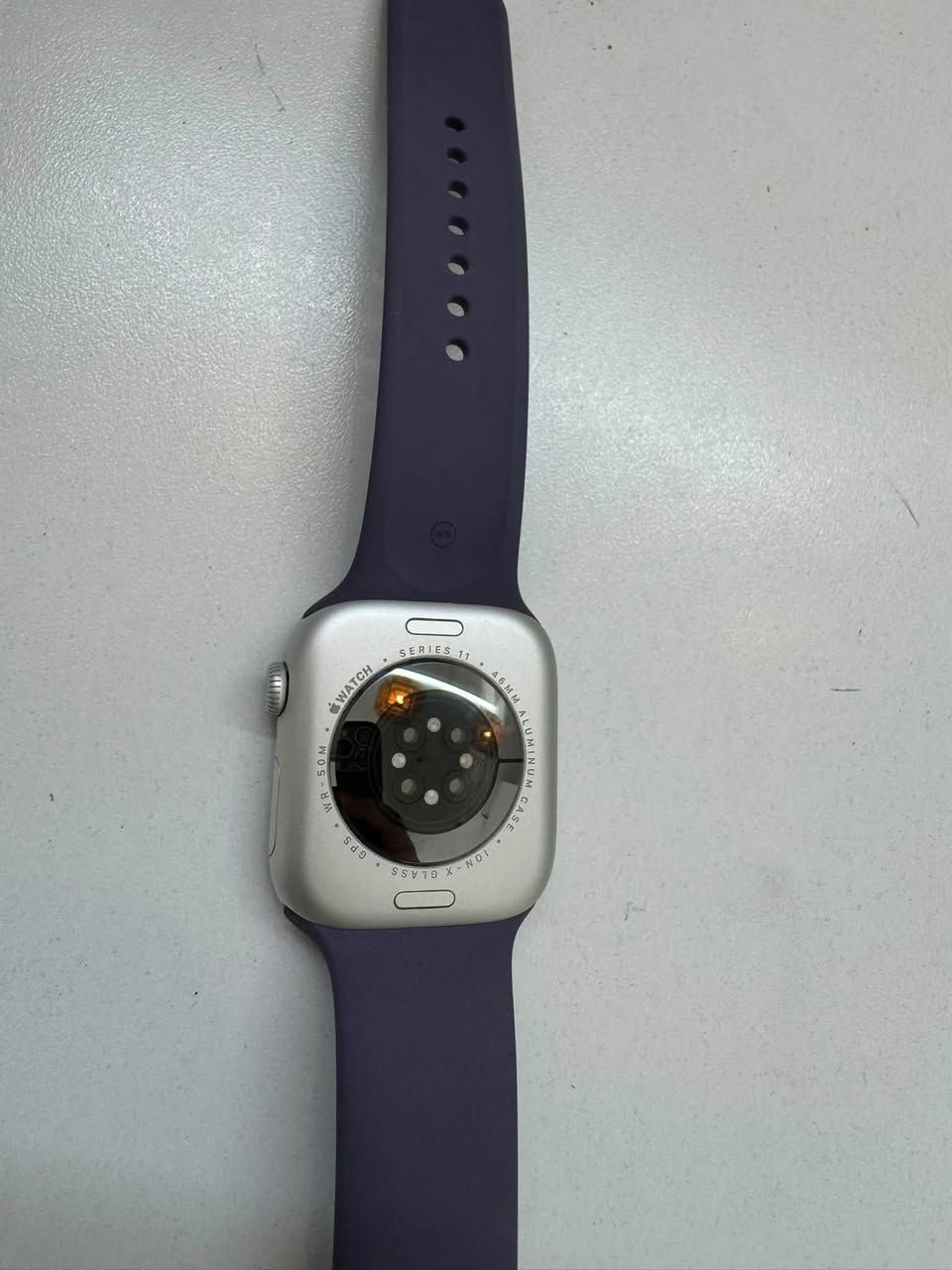 ساعة ابل جيل 11 مستخدمه اقل الشهر فقط
بطارية 100%
حجم Aluminum 46mm 
بدون كارتونه فقط الكيبل الأصلي وياها 
رايدها ب ٤٥٠ الف  وبيها مجال 
مكاني الحله 
***********
