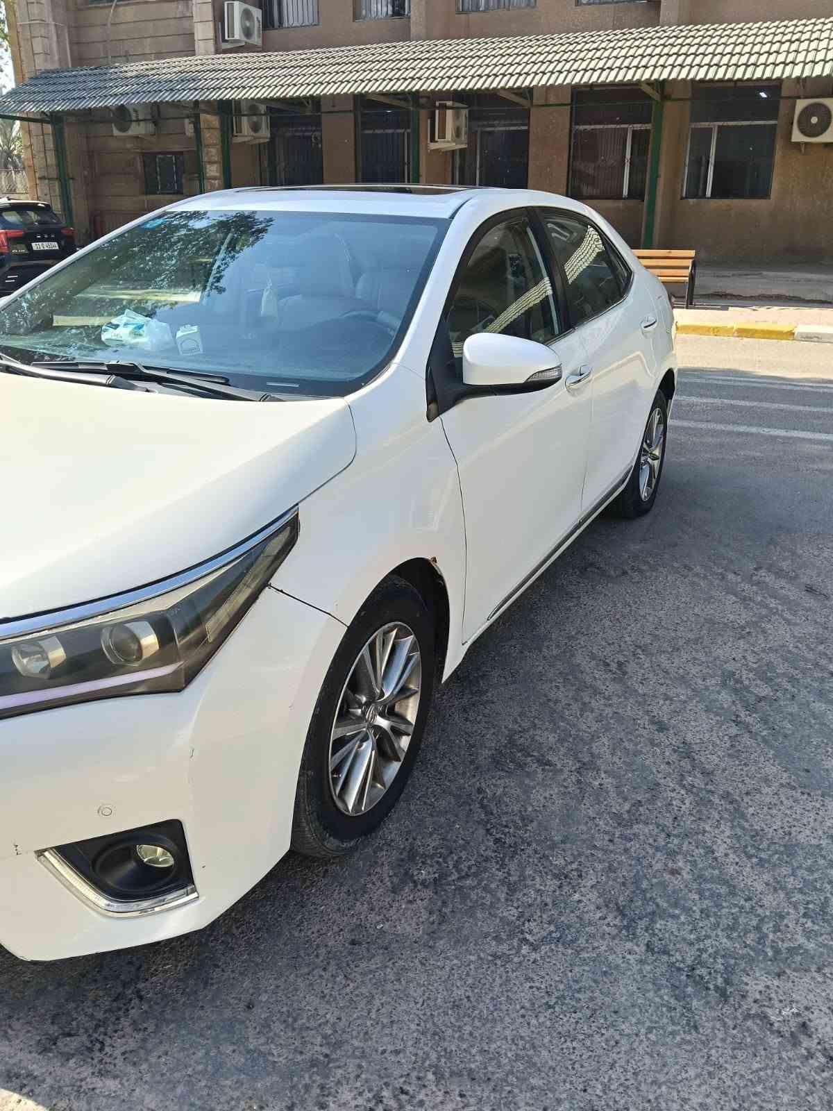 سلام عليكم كورلا ١٤ خليجي فول فتحه بصمه مكينه ٢٠٠٠ موصفات GL  بصمه ابواب سعر السياره 120 ورقه ***********
